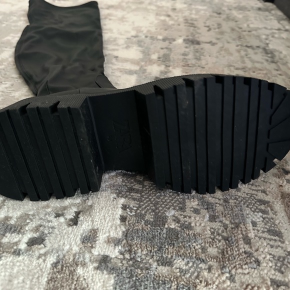 Over the knee boots, zara size 40, track sole - Picture 6 of 6